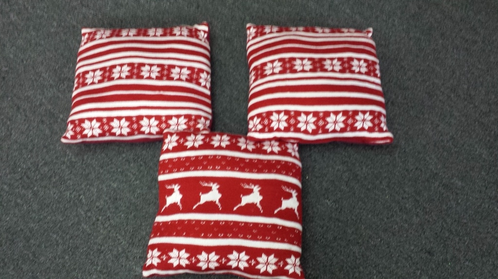 Pillows And Blankets For Rent in Torrance Frost Christmas Props