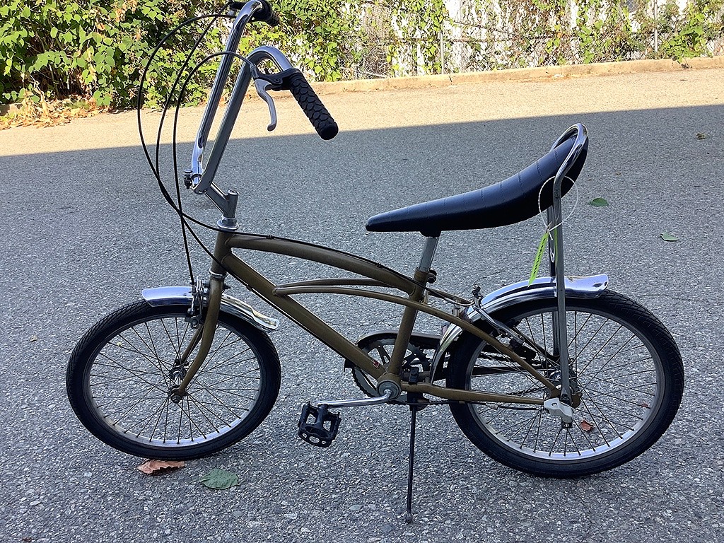 Bicycle Vintage Banana Seat Kids Bike For Rent in Burnaby