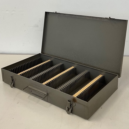 main photo of 35mm Slide Projector Case
