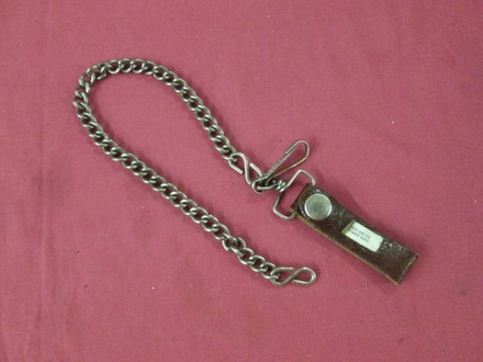 main photo of wallet chain