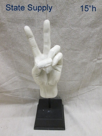 main photo of sculpture hand