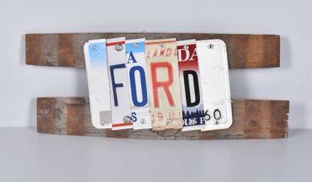 main photo of License Plate Wall Decoration