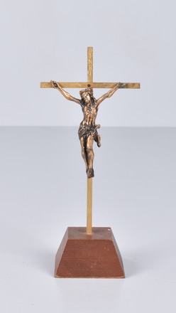 main photo of Table Top Crucifix