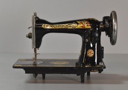 main photo of Sewing Machine: Singer
