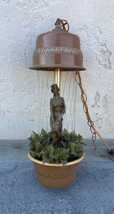 main photo of Small Rain Drip Oil Lamp