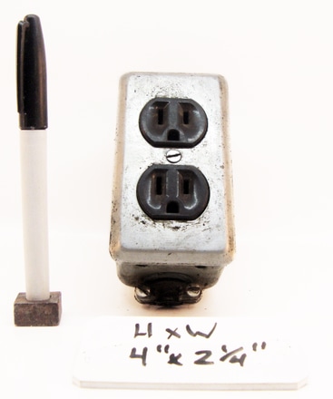 main photo of GROUNDED RECEPTACLE