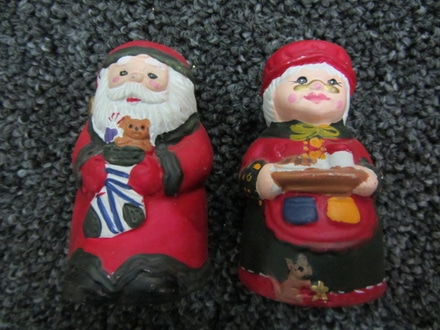 main photo of "Santa & Mrs Santa" Salt & Pepper shakers, 3"