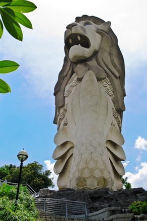 main photo of Lion Statue