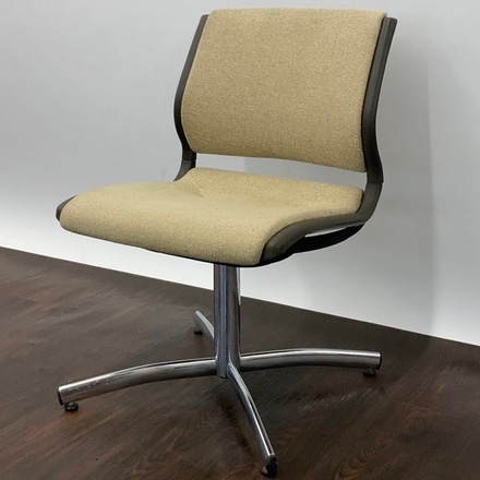 main photo of Cushioned Office Chair