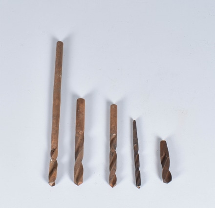 main photo of Group of 5 Assorted Oversized Drill Bits