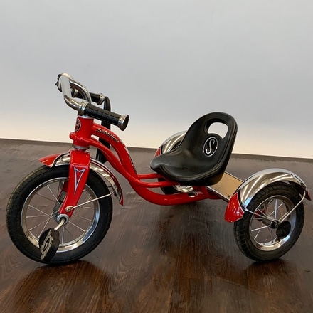 main photo of Schwinn Roadster Tricycle