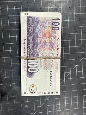 main photo of 100 Rand South Africa Reserve Bank
