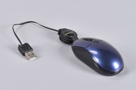 main photo of Wired Mouse with Retractable Cord and USB Plug; Gear Head