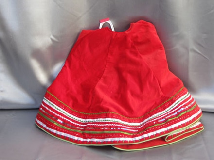 main photo of Tree Skirt, Red w Green/White trim, 4'