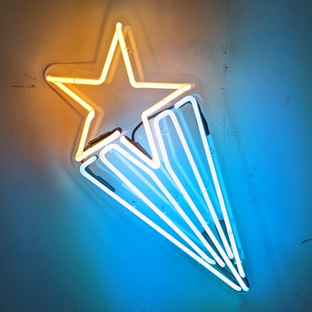 STAR #51 - Shooting Star main photo of STAR #51 - Shooting Star