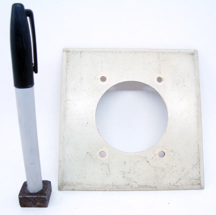 main photo of ROUND RECEPTACLE PLATE