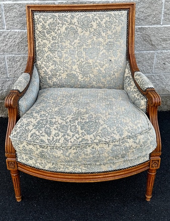 main photo of Tiara Lounge Chair