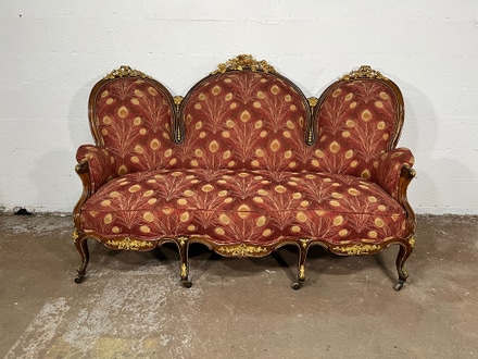 main photo of Victorian Sofa