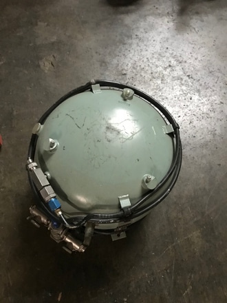 main photo of Green Pneumatic Pressure Tank