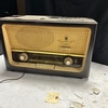 Vintage 1950s Tube Radio