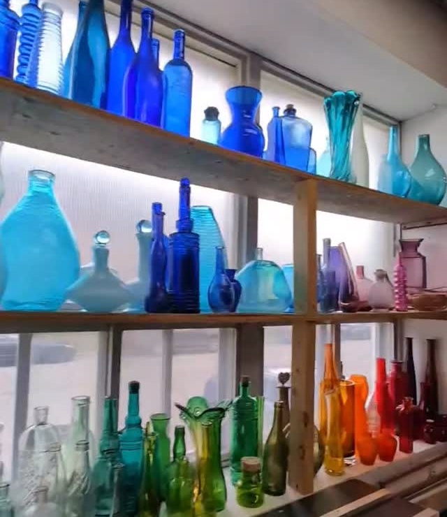 Set dressing and props rentals for Toronto