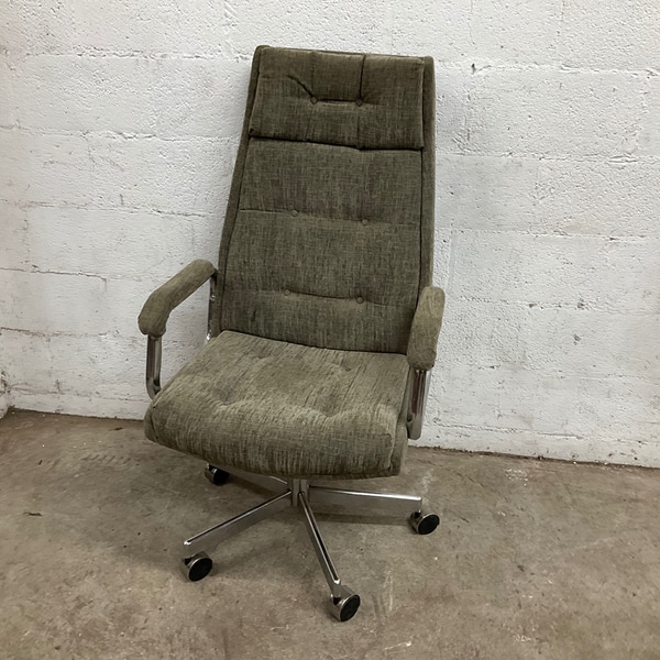 main photo of Mid-Century Modern Office Chair