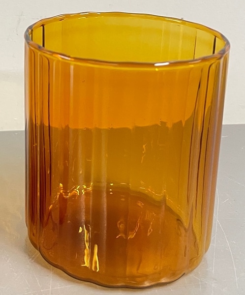 main photo of Ribbed scalloped drinking glass