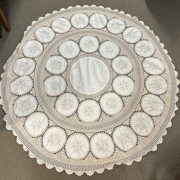 main photo of Tablecloth, embroidery in circle