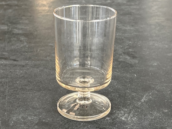 main photo of Pale Amber Short Stemmed Glass w/ Cylindrical Bowl