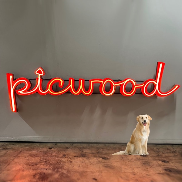 main photo of PICWOOD
