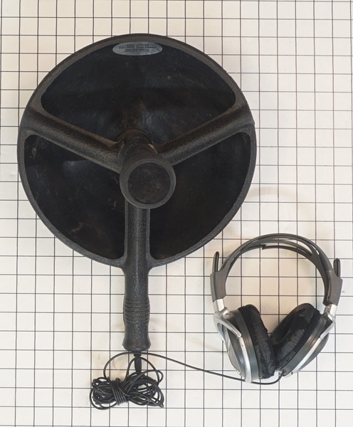 main photo of Vintage - Bionic Ear Booster Electronic w/ Headphones