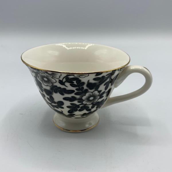 main photo of Tea Cups