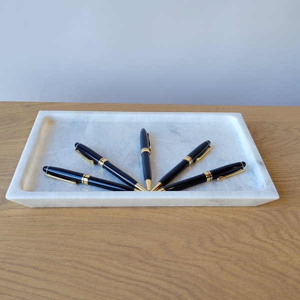 item photo 1