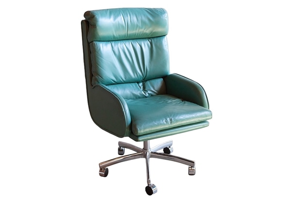 main photo of Vintage Executive Desk Chair