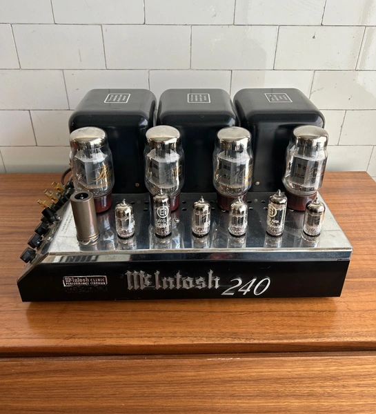 Amplifiers & Receivers