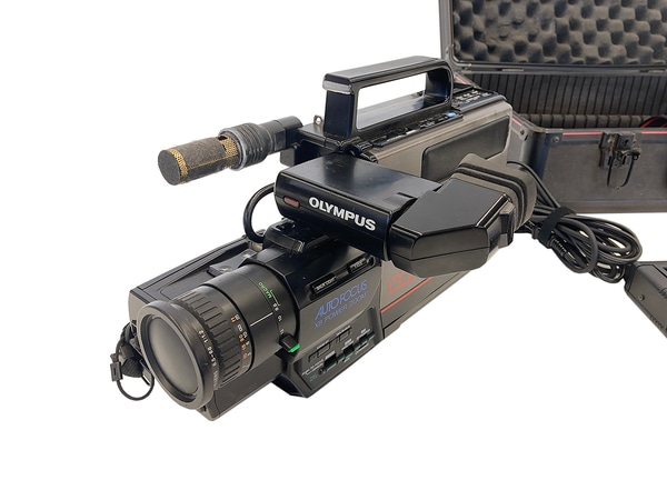 Olympus Model VX-403-KU VHS Movie Video Camera | Weekly Rental in