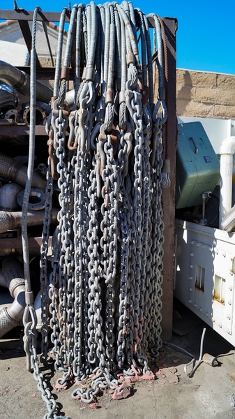 Chains main photo of Chains