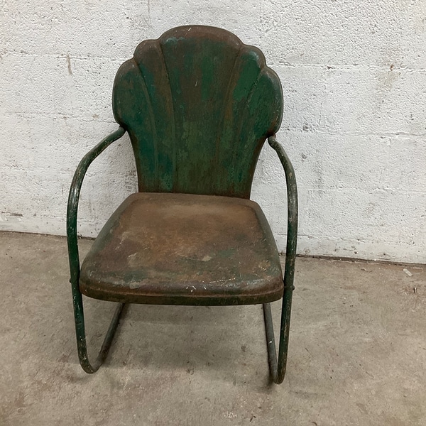 main photo of Vintage Metal Patio Chair