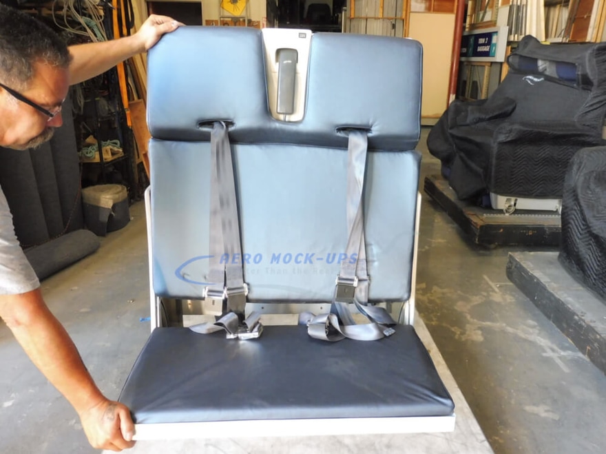 26-4-1 FA Floor mount - 747 Double Blue - Open