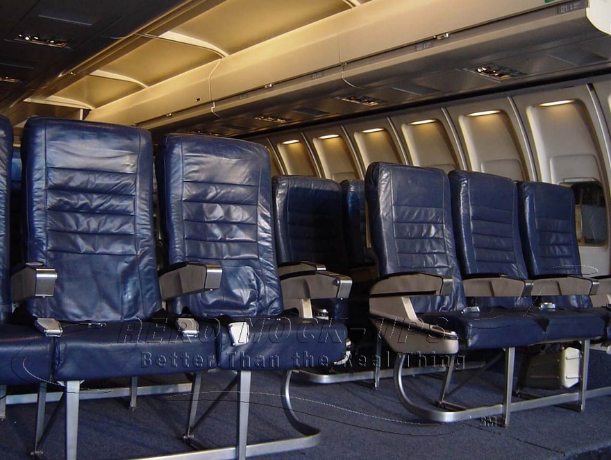 21-3 CC, 737 - Triple, Blue leather in 20' "Rolling" cabin