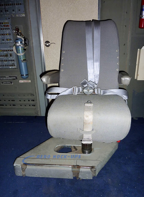 25-7 FE DC9, Parallelogram Front