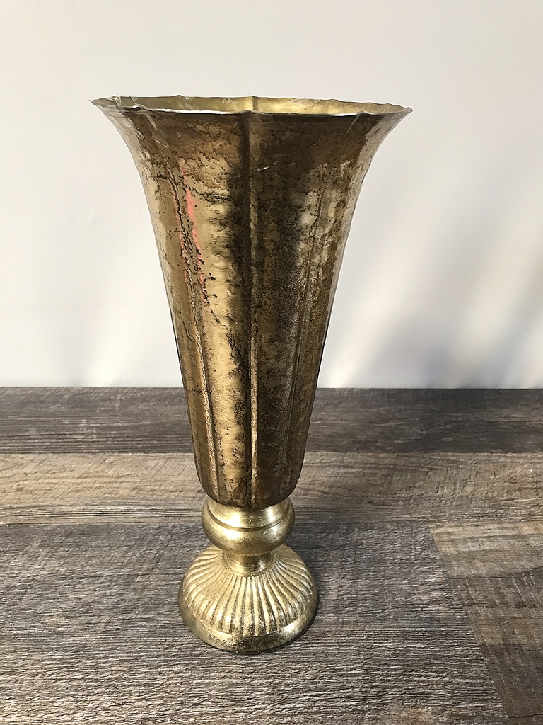 Medium Gold Hammered Vases | For Rent in North Hollywood | Sandy Rose ...