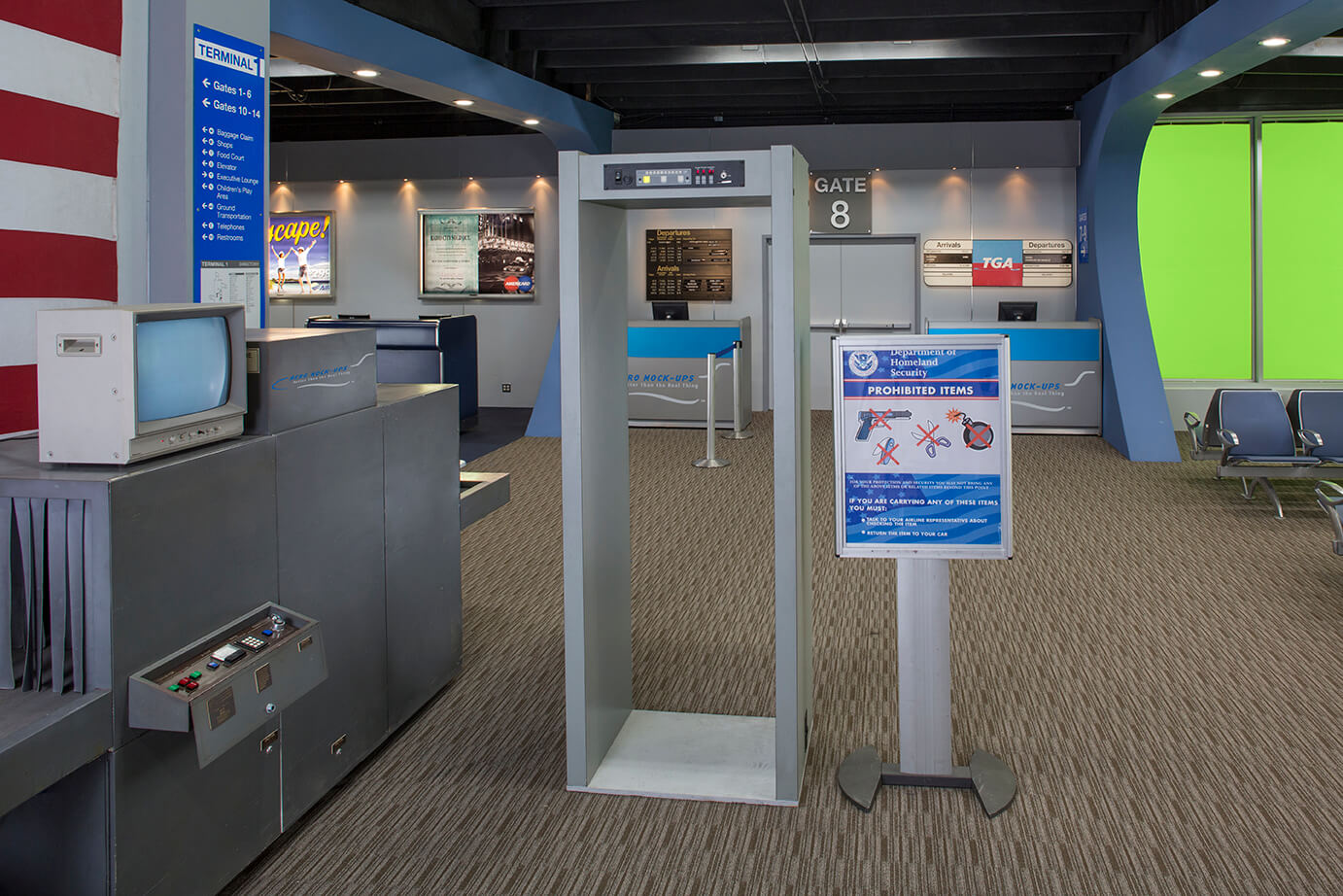 15-1 Skyway - TSA & Gate -13
