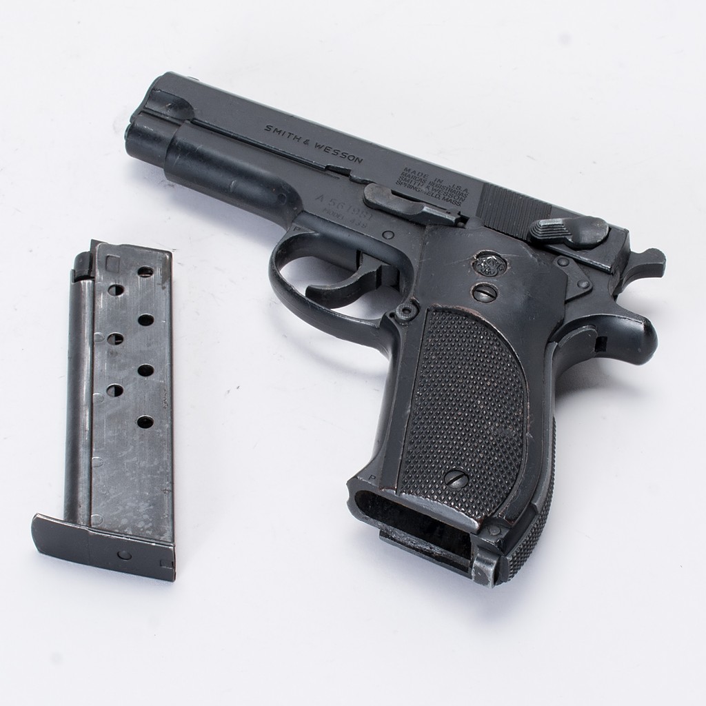 Smith & Wesson Model 439 - Replica | Weekly Rental in