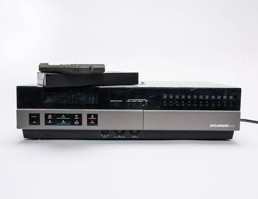 F-1GRAND PRIX1990　DRIVER′S EYE2　VHS Goldstar GVR-E235 4 head VCR VHS Player For Parts or Repair