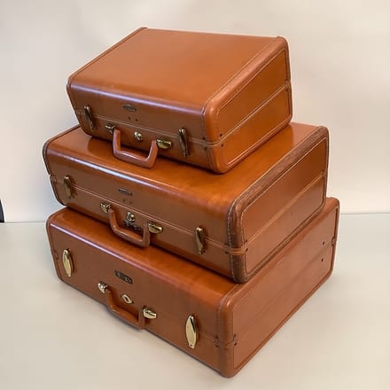 main photo of Samsonite Suitcase Set