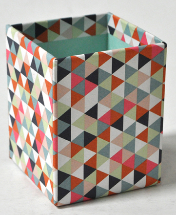 main photo of Desk Caddy, triangle-patterned printed paper