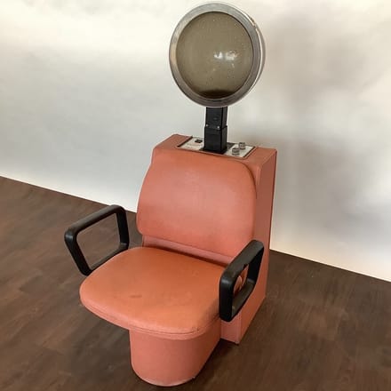 main photo of Beauty Salon Chairs