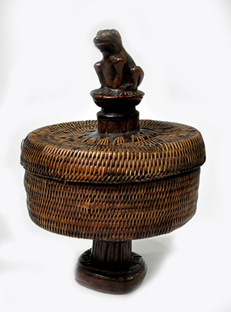 main photo of Box Round Woven With Lid