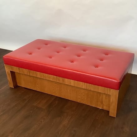 main photo of Lounge Bench/Seat